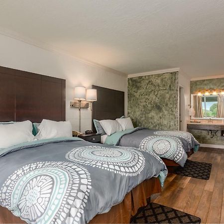 Fairway Inn Berryville エクステリア 写真