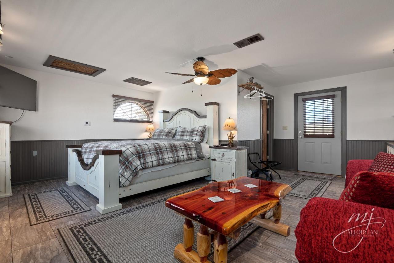 Fairway Inn Berryville エクステリア 写真