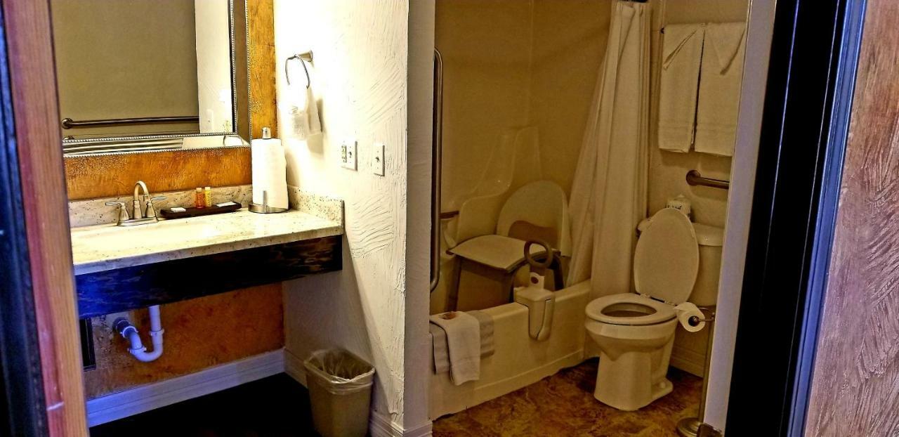 Fairway Inn Berryville エクステリア 写真